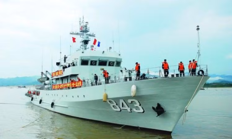 Tàu quét mìn Thường Thục Type 081 khởi công chế tạo vào tháng 12 năm 2009, hạ thủy vào tháng 5 năm 2012, biên chế cho đại đội 10, Hạm đội Nam Hải vào ngày 13 tháng 5 năm 2013