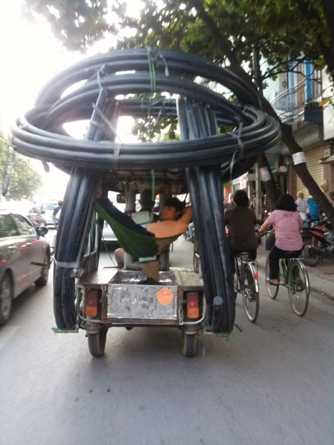Nghệ thuật xắp đặt.