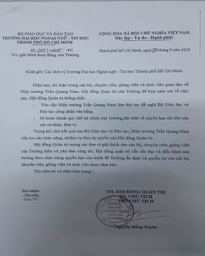 Thông báo của Hội đồng quản trị Trường Đại học HUFLIT yêu cầu ông Nam xin xác nhận bằng cấp (ảnh: P.L)