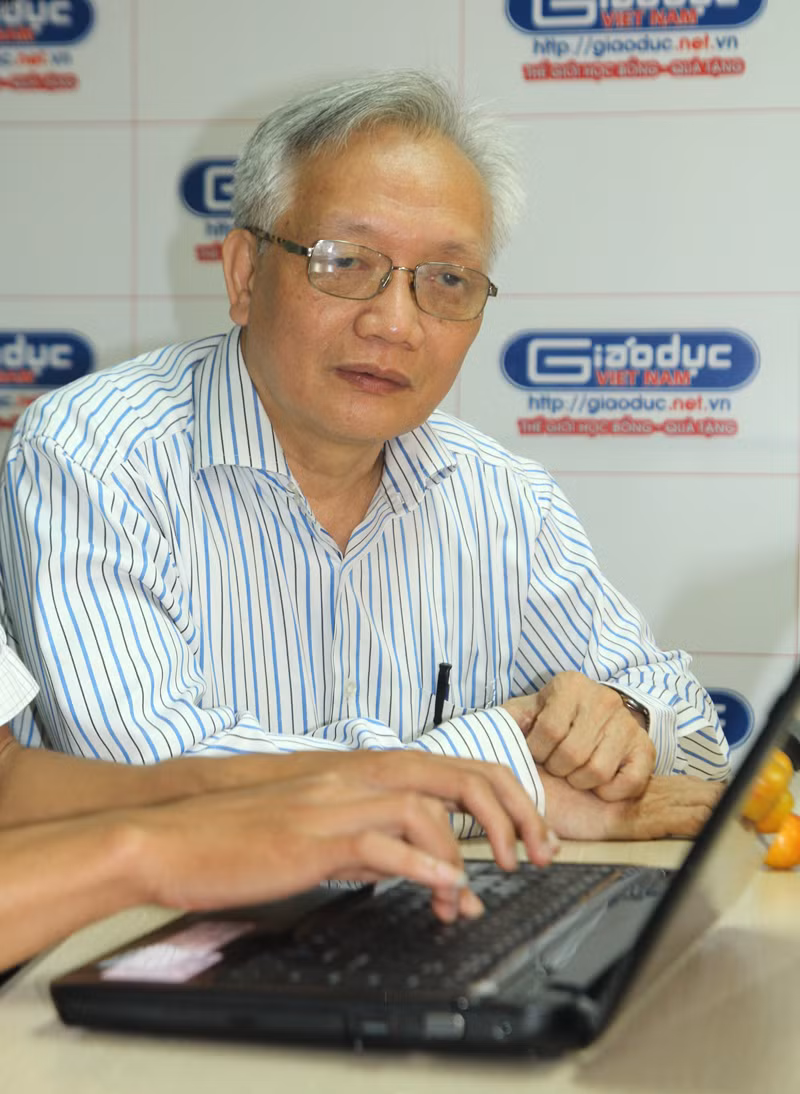 TS. Nguyễn Tùng Lâm tin rằng còn rất nhiều tiêu cực trong ngành giáo dục chưa bị đưa ra ánh sáng