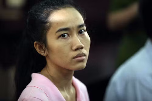Mỹ Xuân tiều tụy tại phiên tòa