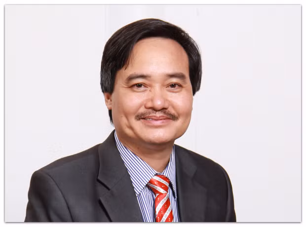PGS. TS Phùng Xuân Nhạ - Giám đốc ĐHQG HN. PGS. TS Phùng Xuân Nhạ - Giám đốc ĐHQG HN.