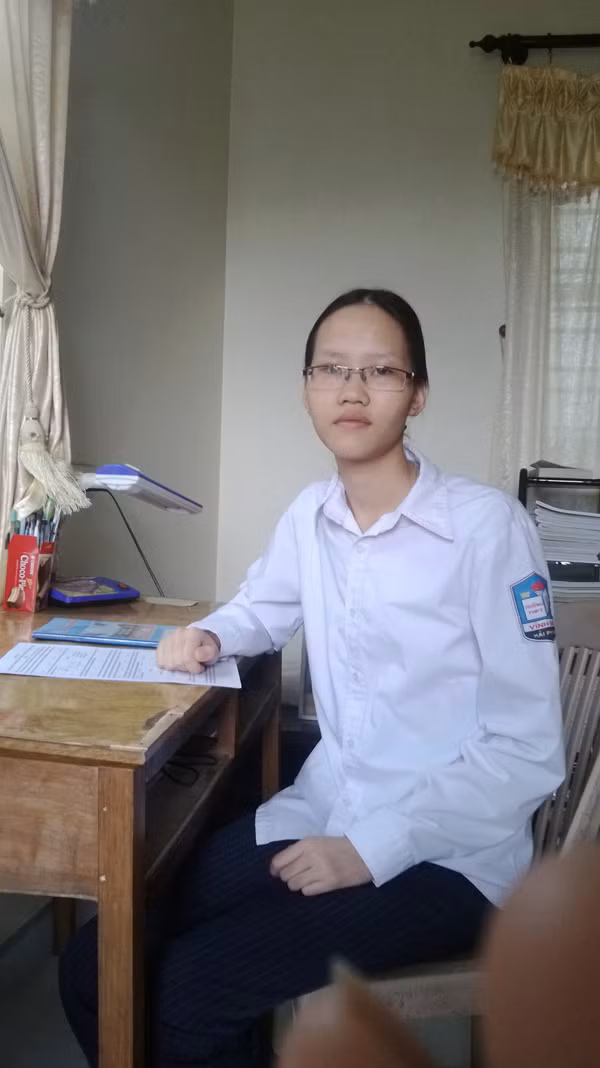 Thủ khoa ĐH Nông nghiệp Hà Nội Nguyễn Hải Hà muốn trở thành nhà ngoại giao. Ảnh nhân vật cung cấp.