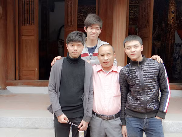 Hướng luôn là người lạc quan trong cuộc sống, Hướng luôn là người lạc quan trong cuộc sống,