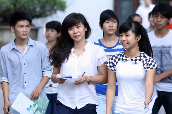 Ảnh minh họa Xuân Trung Ảnh minh họa Xuân Trung