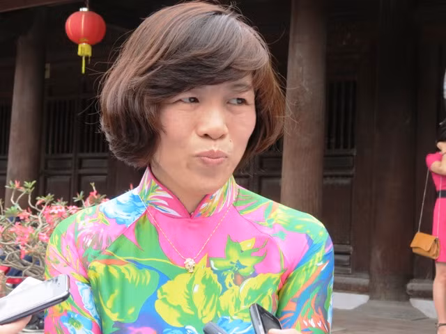 Cô Lê Thị Vân Anh, giáo viên dạy Sử tại Trường THPT chuyên Lê Hồng Phong (Nam Định) luôn là người thầy truyền cảm hứng cho học trò với môn sử. Ảnh Xuân Trung Cô Lê Thị Vân Anh, giáo viên dạy Sử tại Trường THPT chuyên Lê Hồng Phong (Nam Định) luôn là người thầy truyền cảm hứng cho học trò với môn sử. Ảnh Xuân Trung