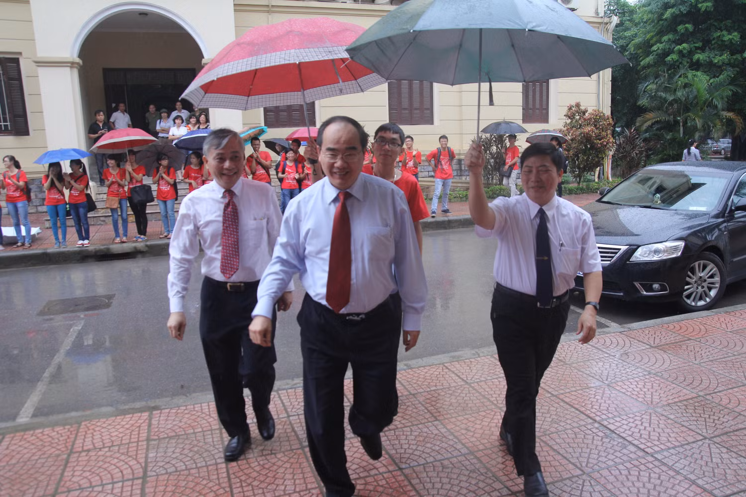 Lễ khai giảng Trường Đại học Y Hà Nội vinh dự được đón Phó Thủ tướng Nguyễn Thiện Nhân.