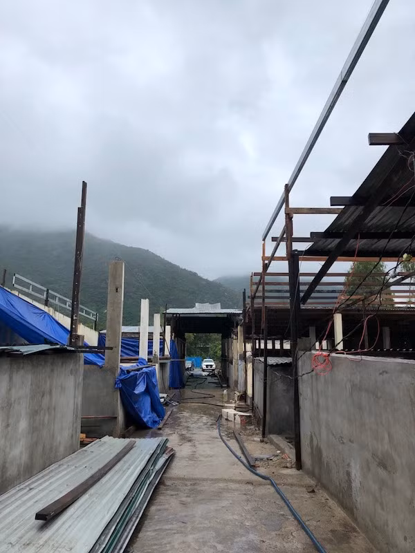 Các chuyên gia của Masan Consumer hướng dẫn các nhà thùng cách khắc phục để các thùng/bể chượp cá không bị hư hỏng.