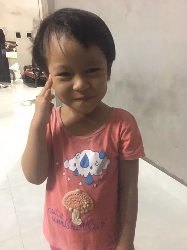 Bé Trịnh Phước An với mong ước tìm lại bàn tay. (Ảnh: Phan Tuyết) Bé Trịnh Phước An với mong ước tìm lại bàn tay. (Ảnh: Phan Tuyết)