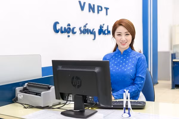VinaPhone là nhà mạng tiên phong ứng dụng công nghệ QR Code trong thanh toán cước VinaPhone là nhà mạng tiên phong ứng dụng công nghệ QR Code trong thanh toán cước