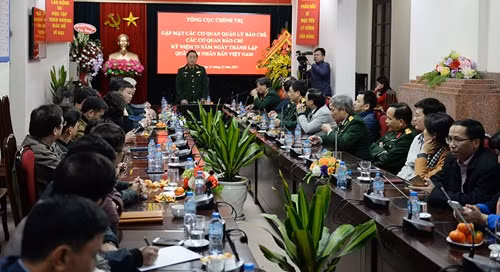 Quang cảnh buổi gặp mặt. Ảnh: TUẤN SƠN/Qdnd.vn Quang cảnh buổi gặp mặt. Ảnh: TUẤN SƠN/Qdnd.vn