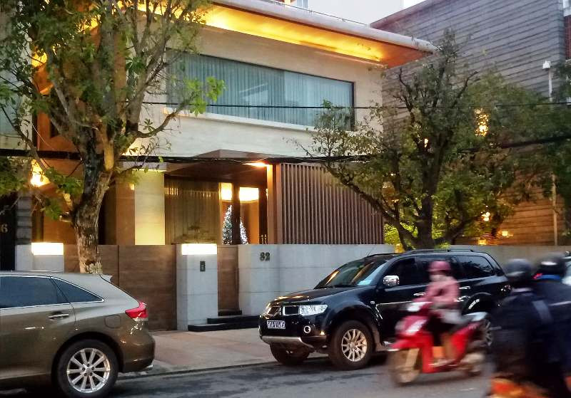 Bộ Công an khám xét nhà Vũ nhôm tại số 82 Trần Quốc Toản (Hải Châu, Đà Nẵng). Ảnh: AN