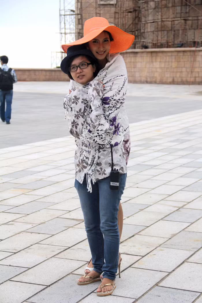 "Hai trong một"