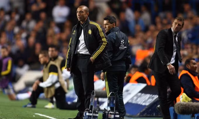 Di Matteo bắt đầu lo lắng.