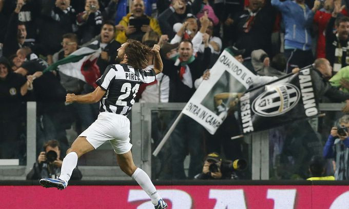 Niềm vui của các Juventini sau bàn thắng mở tỷ số của Pirlo. Niềm vui của các Juventini sau bàn thắng mở tỷ số của Pirlo.