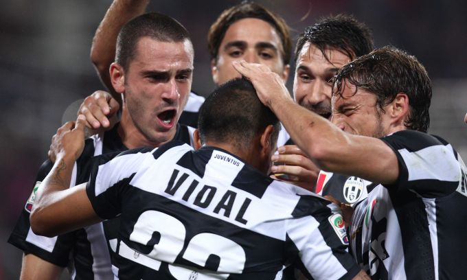 Hạ Roma, Juve tiếp tục củng cố ngôi đầu bảng. Hạ Roma, Juve tiếp tục củng cố ngôi đầu bảng.