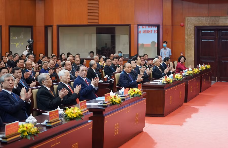 Các đồng chí lãnh đạo, nguyên lãnh đạo Đảng, Nhà nước dự đại hội. ảnh: VGP. Các đồng chí lãnh đạo, nguyên lãnh đạo Đảng, Nhà nước dự đại hội. ảnh: VGP.