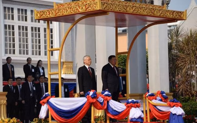 Việt-Lào tăng cường phối hợp đấu tranh, phản bác quan điểm sai trái, thù địch ảnh 2