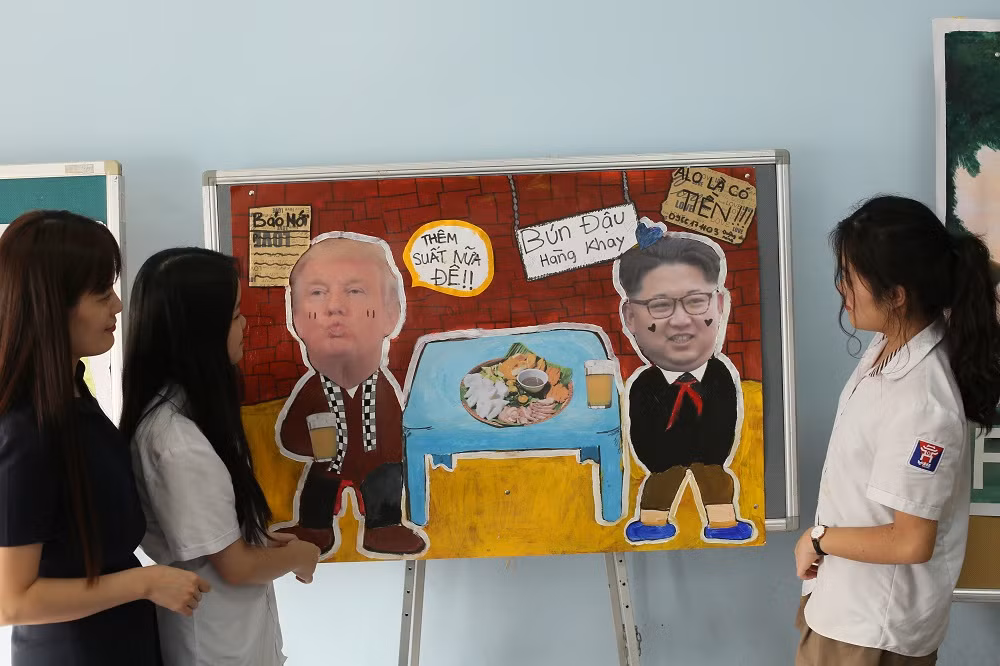 Nhóm học sinh mong muốn hai nhà lãnh đạo cùng nhau đi ăn bún đậu vỉa hè.