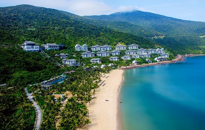 Khu du lịch InterContinental Danang Sun Peninsula Resort.