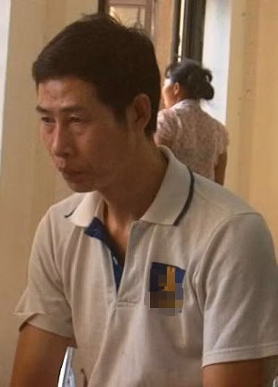 "Yêu râu xanh" Nguyễn Khắc Đủ tại phiên tòa.