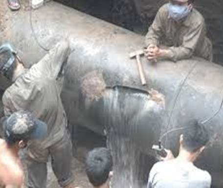 Đường ống nước Sông Đà vỡ 6 lần nhưng cơ quan chức năng chưa tìm ra nguyên nhân cụ thể. Ảnh: Nguồn Internet.