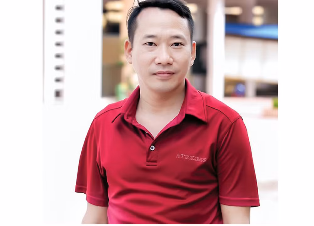 Thầy giáo Bùi Thế Anh được mệnh danh là cây sáng kiến của Trường Trung học cơ sở Chu Văn An (Ảnh: Nhân vật cung cấp) Thầy giáo Bùi Thế Anh được mệnh danh là cây sáng kiến của Trường Trung học cơ sở Chu Văn An (Ảnh: Nhân vật cung cấp)