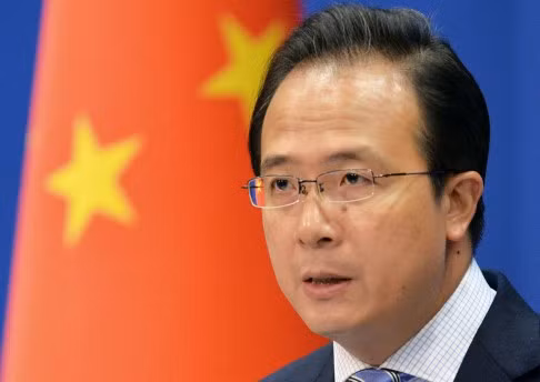 Hồng Lỗi, người phát ngôn Bộ Ngoại giao Trung Quốc. Ảnh: SCMP.