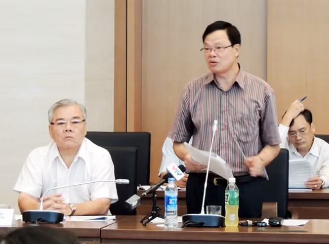 Ông Phạm Trọng Đạt – Cục trưởng Cục Chống tham nhũng (đứng) Thanh tra Chính phủ. Ảnh tư liệu của Kiểm toán nhà nước (sav.gov.vn). Ông Phạm Trọng Đạt – Cục trưởng Cục Chống tham nhũng (đứng) Thanh tra Chính phủ. Ảnh tư liệu của Kiểm toán nhà nước (sav.gov.vn).