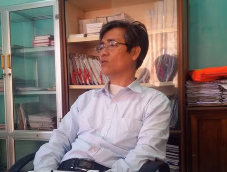 Ông Mai Văn Giảng - Bí thư Đảng ủy xã Nga Bạch (ảnh: Thụy Miên). Ông Mai Văn Giảng - Bí thư Đảng ủy xã Nga Bạch (ảnh: Thụy Miên).