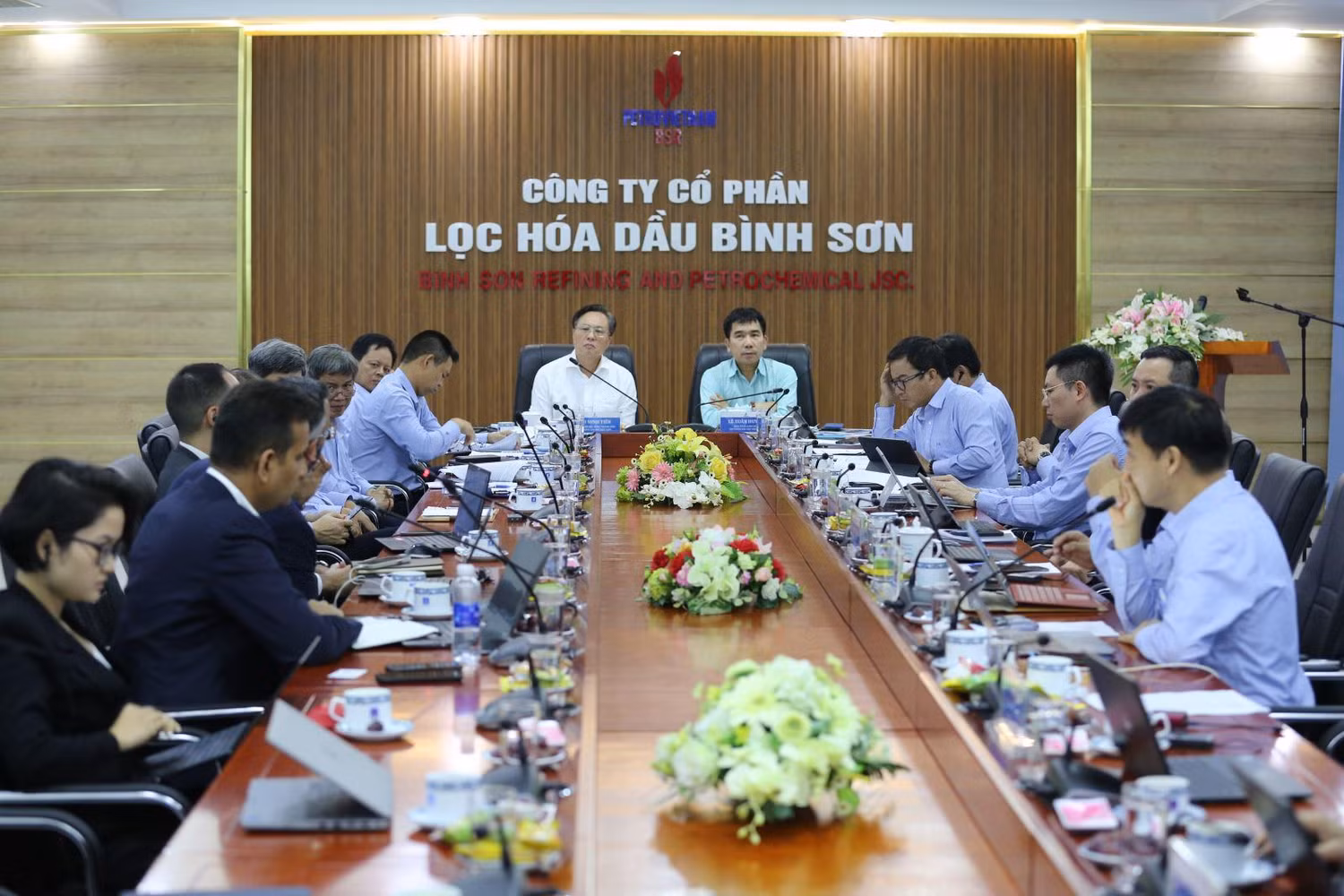 Buổi họp Chiến lược phát triển Công ty cổ phần Lọc hóa dầu Bình Sơn đến năm 2030, tầm nhìn đến năm 2045. Ảnh: BSR Buổi họp Chiến lược phát triển Công ty cổ phần Lọc hóa dầu Bình Sơn đến năm 2030, tầm nhìn đến năm 2045. Ảnh: BSR