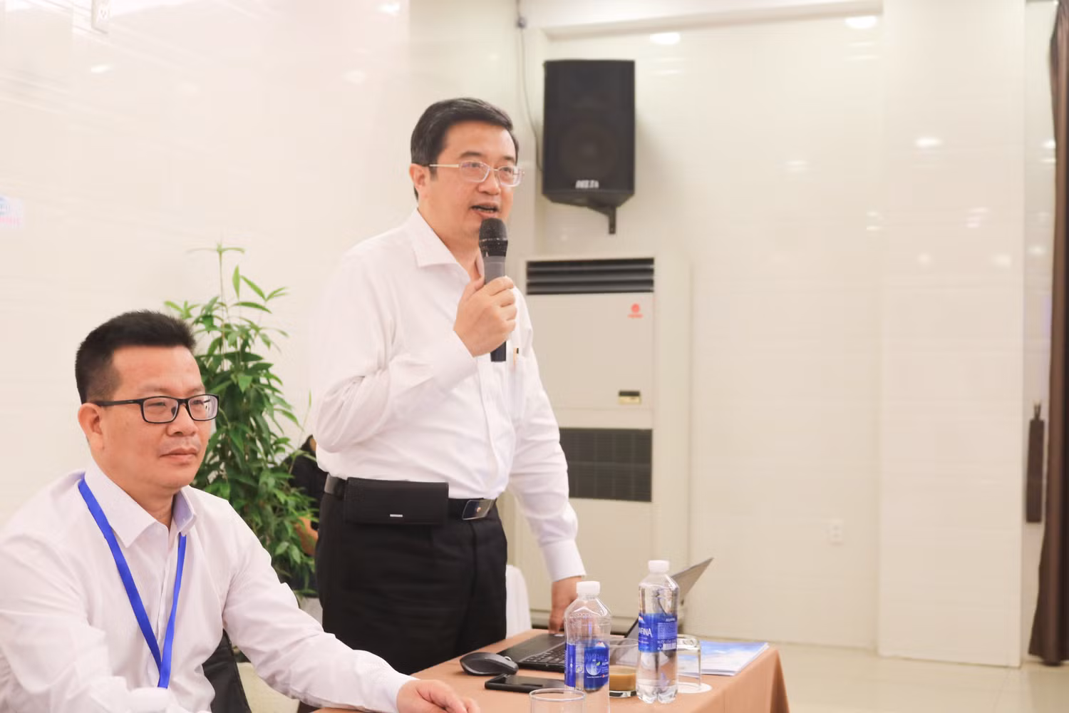 Giáo sư Nguyễn Vũ Quốc Huy chia sẻ tại buổi tọa đàm. Ảnh: Doãn Nhàn Giáo sư Nguyễn Vũ Quốc Huy chia sẻ tại buổi tọa đàm. Ảnh: Doãn Nhàn