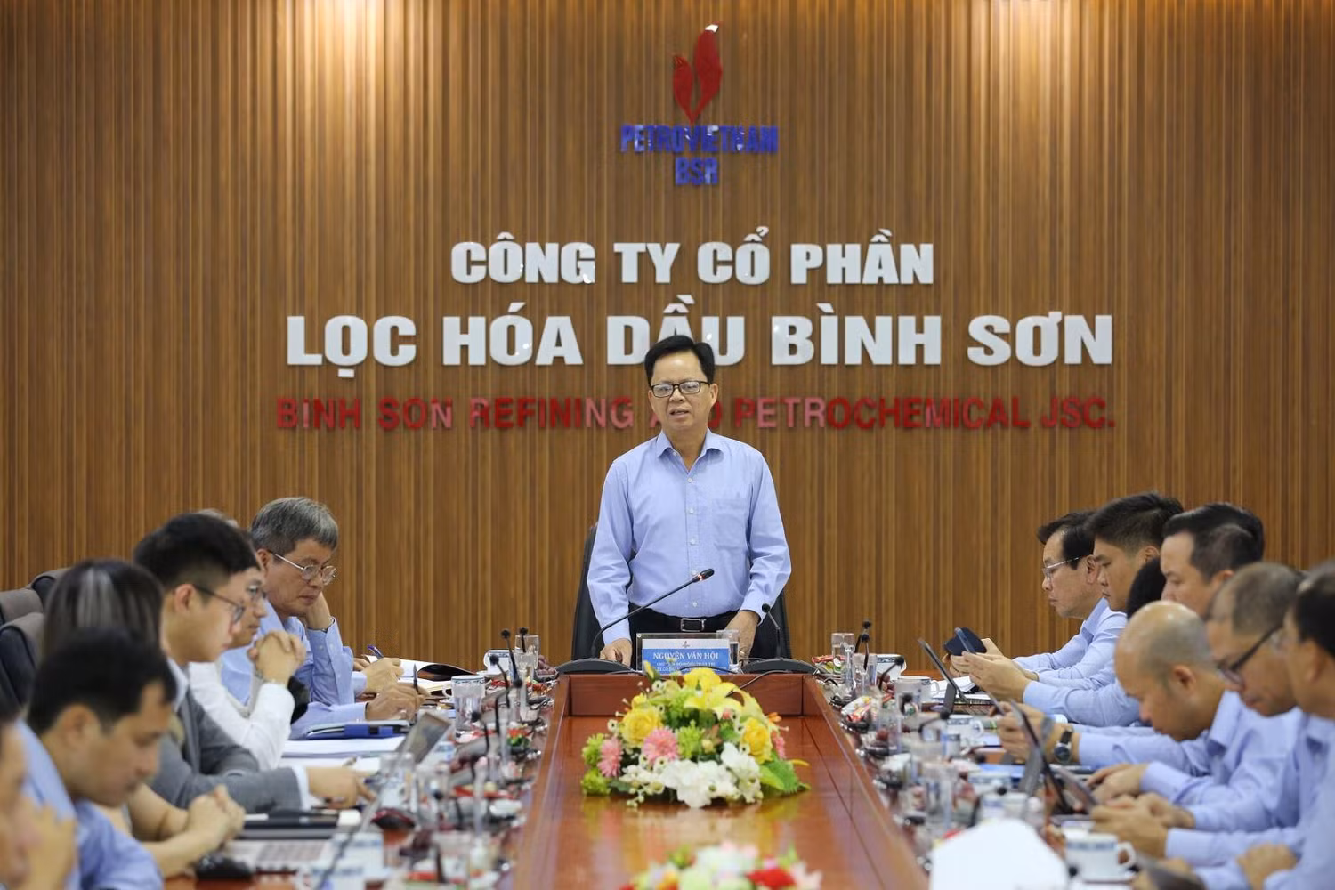 Chủ tịch Hội đồng quản trị Công ty cổ phần Lọc hóa dầu Bình Sơn Nguyễn Văn Hội phát biểu tại hội thảo. Ảnh: BSR