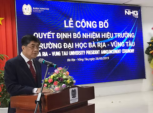 Giáo sư Nguyễn Lộc phát biểu nhậm chức (ảnh: NHG) Giáo sư Nguyễn Lộc phát biểu nhậm chức (ảnh: NHG)