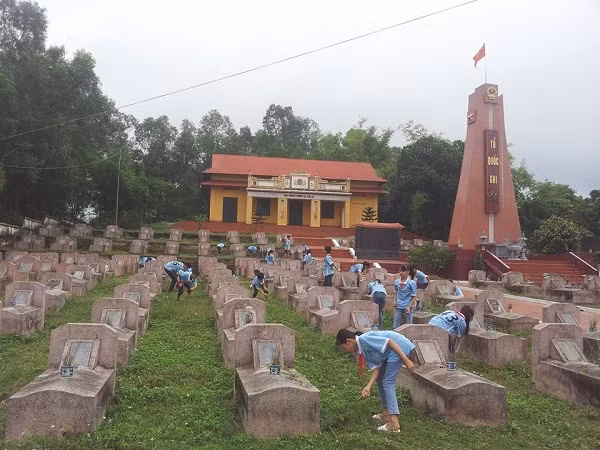 Giáo dục lao động - một tiêu chí quan trọng để thực hiện phát triển năng lực học sinh (Ảnh: Đinh Thúy Hằng)