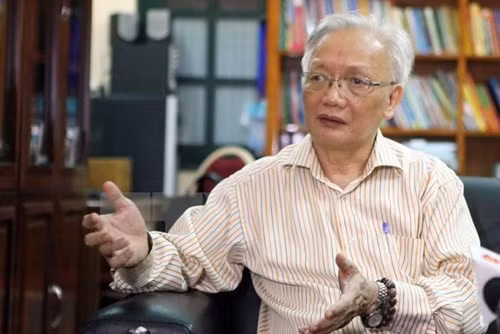 Tiến sỹ Nguyễn Tùng Lâm cho rằng: “Đối với những giáo viên đánh đập học sinh, năng lực, phẩm chất không có thì nên luân chuyển họ sang ngành nghề khác". (Ảnh: TTXVN)