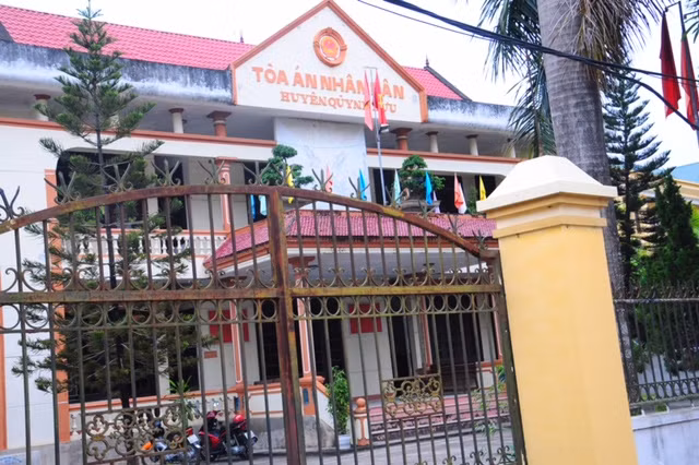 Trụ sở Tòa án nhân dân huyện Quỳnh Lưu (Ảnh: Anh Tuấn)