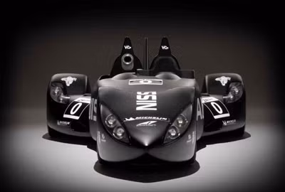 Lấy cảm hứng từ những chiếc tên lửa Nissan DeltaWing mang tới cái nhìn lạ, độc đáo, cực kì cuốn hút. Lấy cảm hứng từ những chiếc tên lửa Nissan DeltaWing mang tới cái nhìn lạ, độc đáo, cực kì cuốn hút.