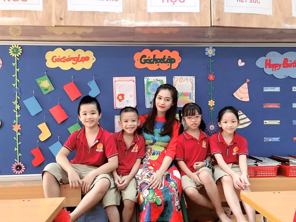 Cô Trần Diệu Linh, giáo viên Trường Tiểu học Lý Thái Tổ, Cầu Giấy, Hà Nội. (Ảnh Nhân vật cung cấp)