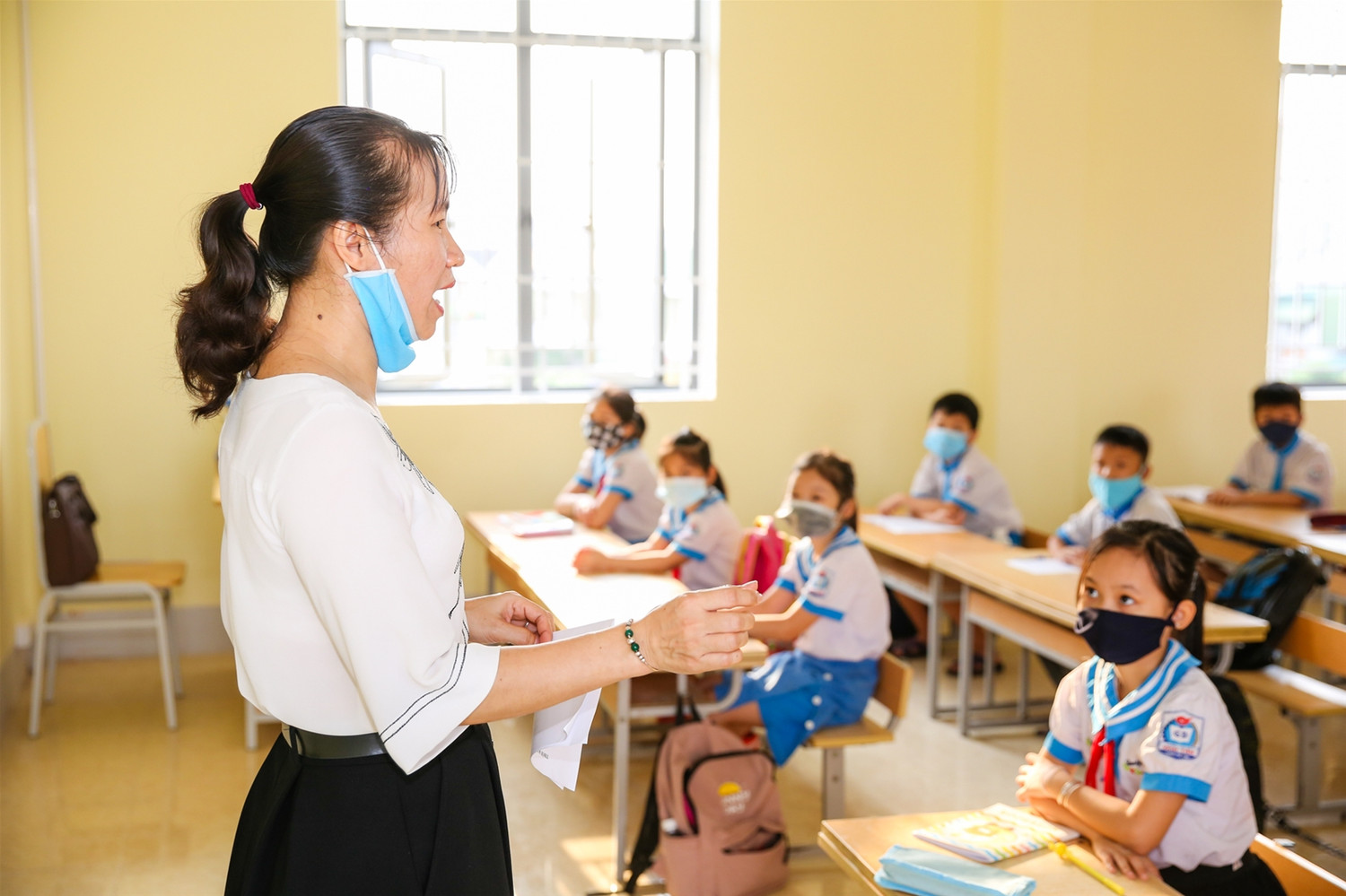 Học sinh trở lại trường học sau thời gian nghỉ phòng dịch Covid-19. (Ảnh minh họa: Giaoducthoidai.vn)
