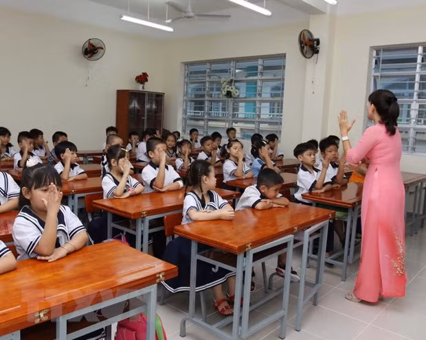 Đừng lạm dụng từ "xuất sắc" trong xếp loại và khen thưởng học sinh cấp tiểu học ảnh 2