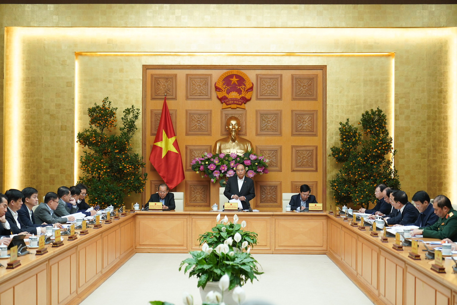 Thủ tướng Nguyễn Xuân Phúc phát biểu tại cuộc họp. (Ảnh: VGP/Quang Hiếu)