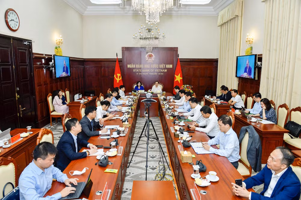 Toàn cảnh Hội nghị tại điểm cầu trụ sở Ngân hàng Nhà nước Việt Nam Toàn cảnh Hội nghị tại điểm cầu trụ sở Ngân hàng Nhà nước Việt Nam