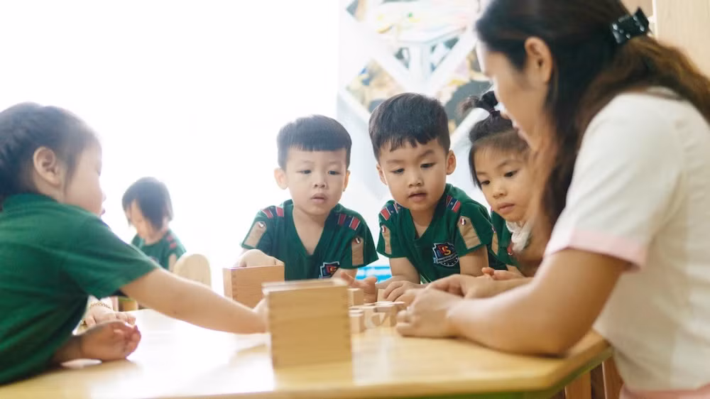 Giáo viên mầm non luôn cần trau dồi năng lực nghề nghiệp để đáp ứng nhu cầu giảng dạy Giáo viên mầm non luôn cần trau dồi năng lực nghề nghiệp để đáp ứng nhu cầu giảng dạy
