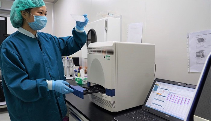 Vinmec phát triển thành công 2 bộ Kit phát hiện và chẩn đoán virus SARS- CoV-2. ảnh: VM. Vinmec phát triển thành công 2 bộ Kit phát hiện và chẩn đoán virus SARS- CoV-2. ảnh: VM.