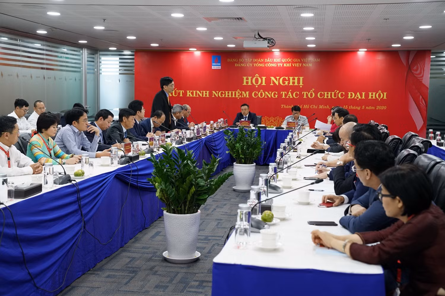 Hội nghị rút kinh nghiệm tổ chức đại hội Đảng.