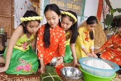 Tết, sao thầy cô lại ra bài tập cho học trò của mình? ảnh 2 Tết, sao thầy cô lại ra bài tập cho học trò của mình? ảnh 2