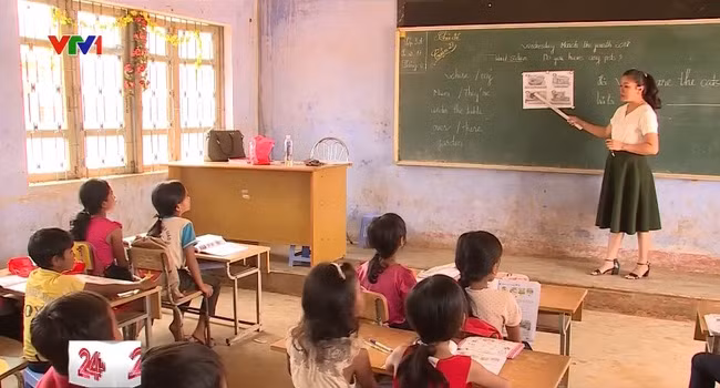 Nhiều thầy cô giáo thắc mắc quy định về ngày làm việc, ngày nghỉ của giáo viên. (Ảnh minh hoạ: VTV) Nhiều thầy cô giáo thắc mắc quy định về ngày làm việc, ngày nghỉ của giáo viên. (Ảnh minh hoạ: VTV)