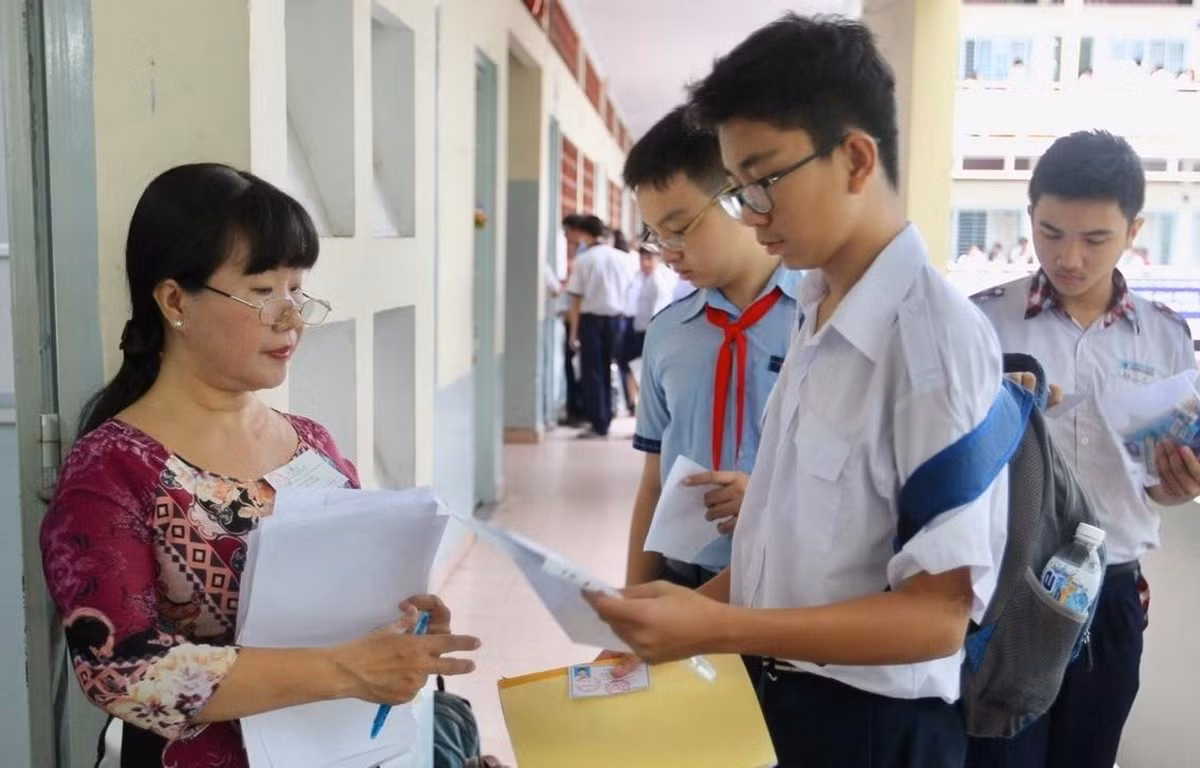 Học sinh dự thi vào lớp 10. (Ảnh minh hoạ: TTXVN)