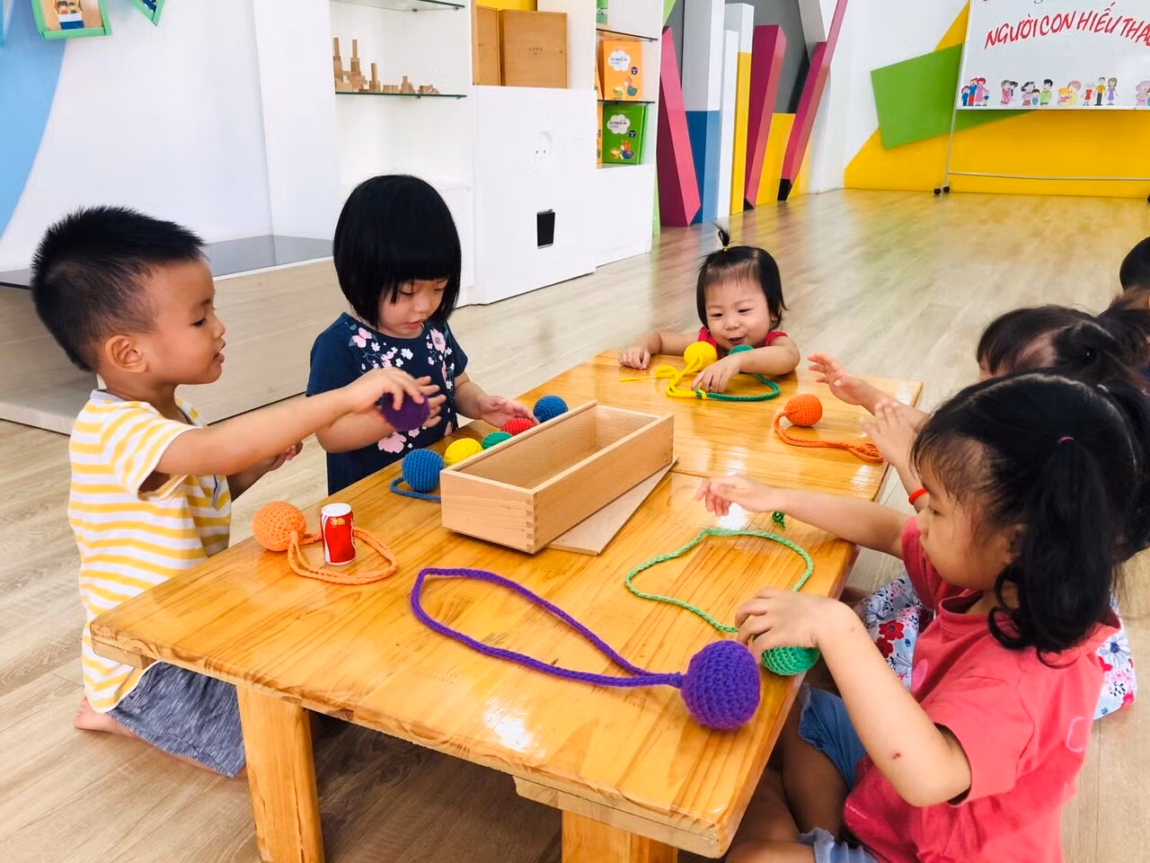 Trẻ em luôn cần môi trường giáo dục hiệu quả để đạt được kết quả học tập tốt nhất. Trẻ em luôn cần môi trường giáo dục hiệu quả để đạt được kết quả học tập tốt nhất.